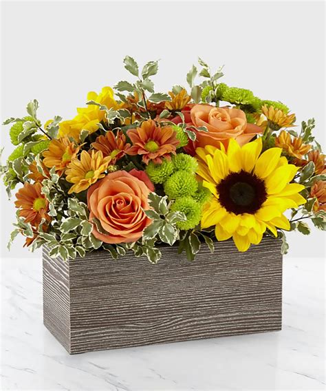 Harvest Garden Centerpiece | Flower arrangements simple, Thanksgiving ...