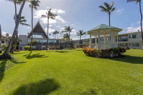 Maui Beach Hotel, Kahului: 2020 Room Prices & Reviews | Travelocity