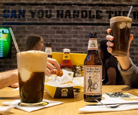 Buffalo Wild Wings (B-Dubs) launches beer delivery & takeout pilot program in California | BeerPulse