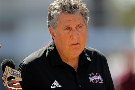 Mississippi State's Mike Leach 'critical' after medical emergency