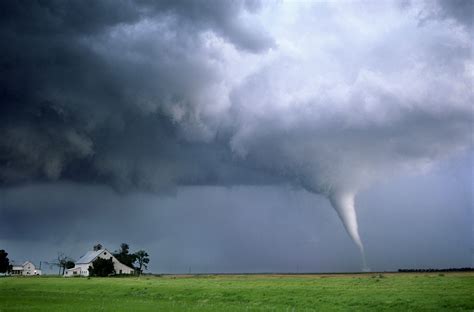 tornado, Storm, Weather, Disaster, Nature, Sky, Clouds, Landscape ...