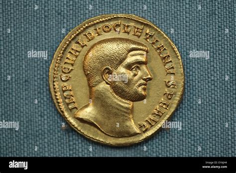 Golden medallion (double solidus) of Emperor Diocletian. Roman golden ...