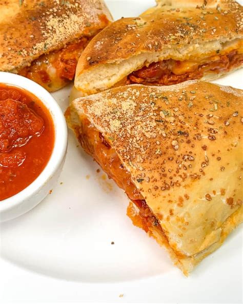 Quick Pepperoni Calzones - Hot Rod's Recipes