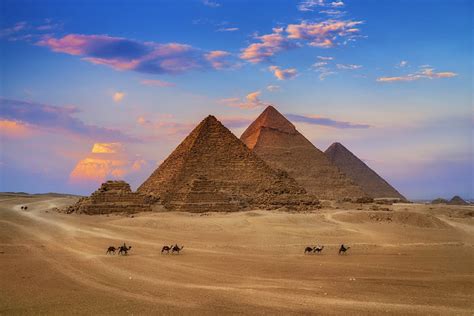 Getting to know the Pyramids of Giza - Lonely Planet