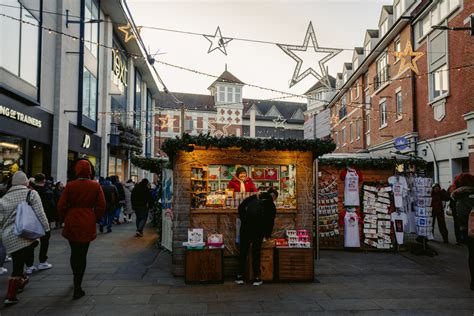 The 13 Best Christmas Markets in England (And Top Festive Days Out!)