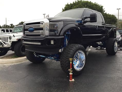 2015 Ford F 250 CrewCab Platinum Lifted Show Truck for sale