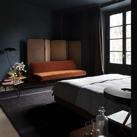 Eight Milanese interiors with eye-catching material palettes ...