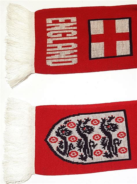 England Soccer Knit Scarf – Euroscarves – Symbolize your passion