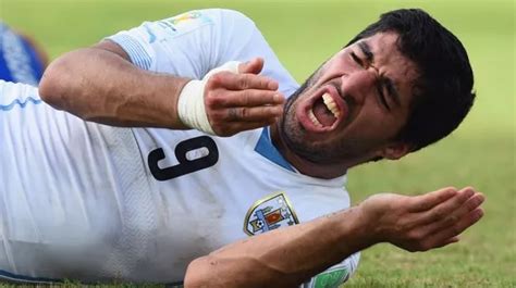 Luis Suarez bite: Uruguayan BANNED for nine matches and four months from all football - Mirror ...