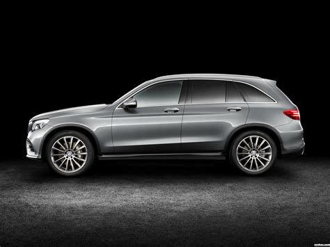 Fotos de Mercedes GLC 350 e 4MATIC X205 2015