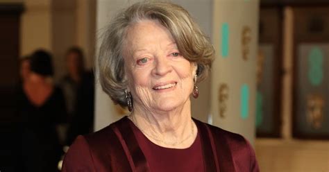 Maggie Smith Biography - Facts, Childhood, Family Life & Achievements