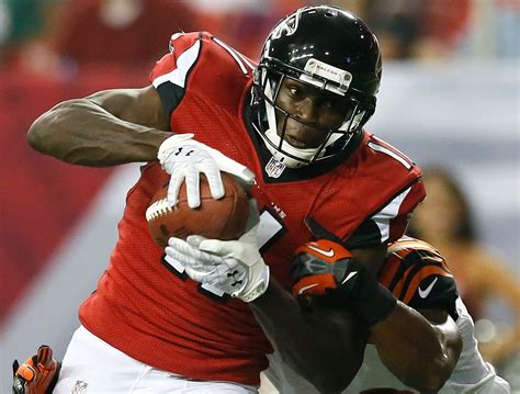 Julio Jones Injury: Updates on Falcons WR's Hand Injury | Bleacher Report