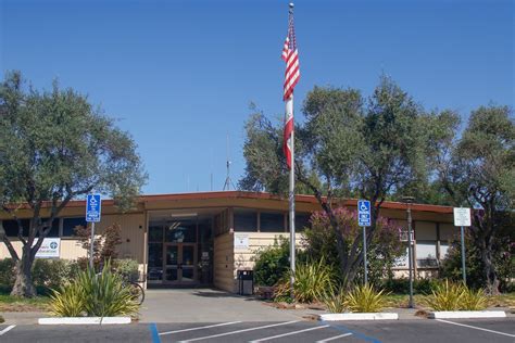 Parent sues Palo Alto Unified for barring student from attending class without a mask - Palo ...