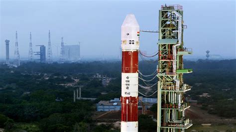 Indian leaders hail ISRO for successful launch of space organisation's ...