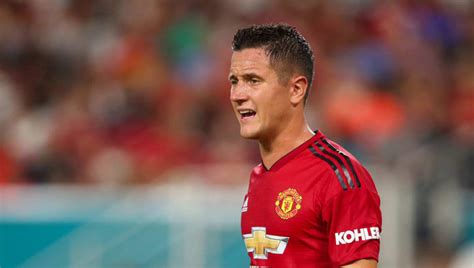 Ander Herrera Admits He's Desperate to Stay at 'Perfect' Man Utd Despite Speculation Over Future ...