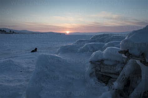 Lake Baikal in winter at sunset, Khuzhir, Irkutsk Oblast, Siberia ...