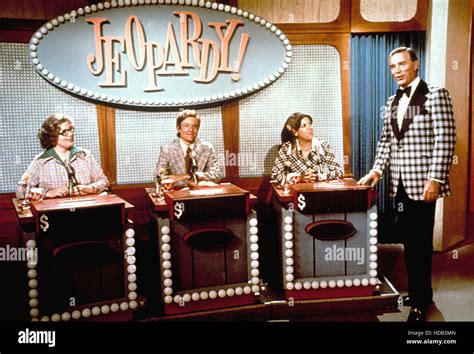 JEOPARDY!, Contestants with host Art Fleming, 1970s, 1964-75 Stock ...