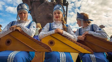 Gusli, the oldest and most Russian musical instrument