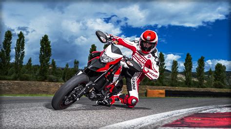 DUCATI Hypermotard SP specs - 2014, 2015 - autoevolution