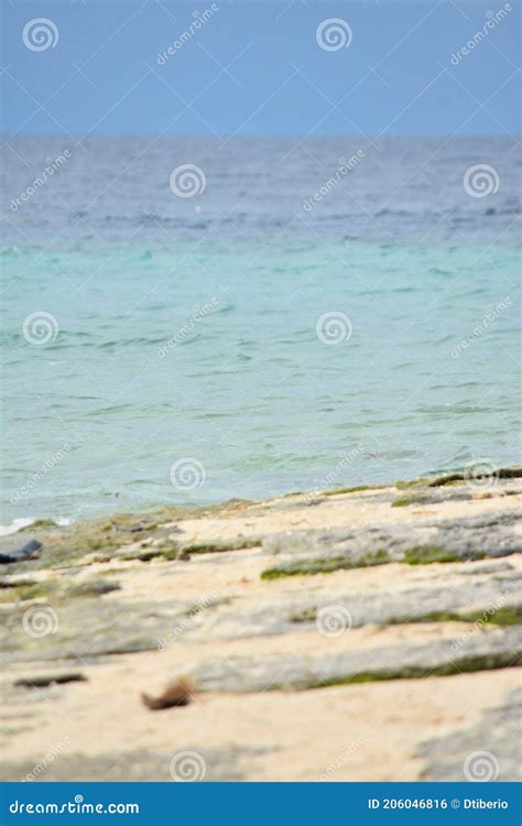 A Rock and Sand Ocean Beach Editorial Photo - Image of gravel, geology ...