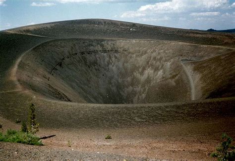 Cinder Cone crater : Photos, Diagrams & Topos : SummitPost