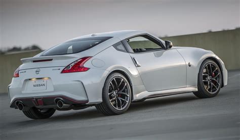 2017 Nissan 370Z NISMO