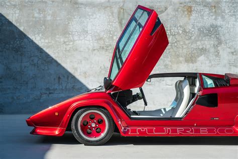 Missing Ultra-Rare Lamborghini Countach Turbo Pops up on Instagram