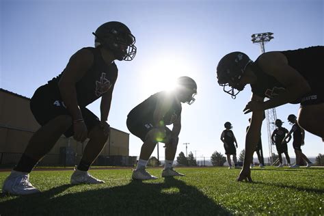 HIGH SCHOOL FOOTBALL: Iraan rebuilding roster as Braves look to get ...