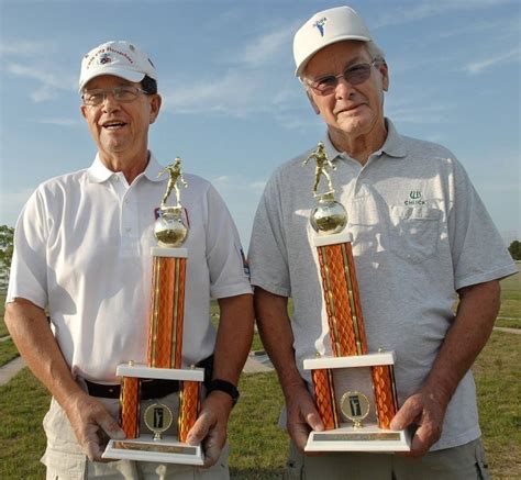 Local pair each win at World Horseshoe Tournament