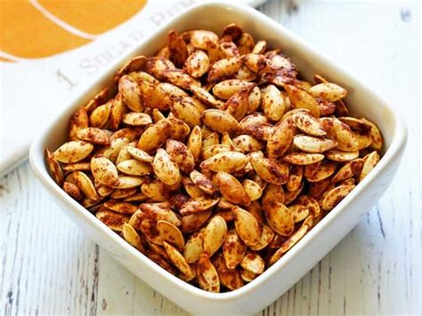 Roasted Pumpkin Seeds - Healthy Recipes Blog