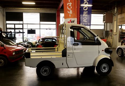 1996 Daihatsu Midget II - white - AdamsGarage - SODO-MOTO