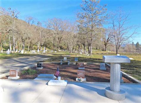 Rosecrans Family Burial Site in the Gold Hill IOOF Cemetery in Gold Hill, Oregon • FamilySearch