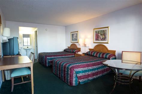 Book Magic Castle Inn and Suites in Kissimmee | Hotels.com