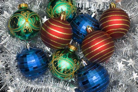 Photo of glass baubles | Free christmas images