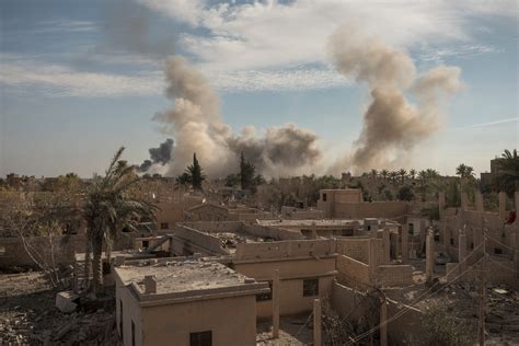 On the front lines in the fight against ISIS - Photos