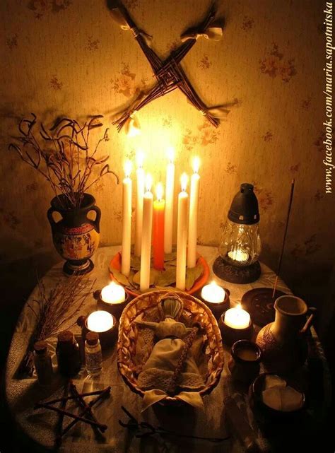 Imbolc altar Witches Altar, Pagan Altar, Magick, Witchcraft, Scrying ...