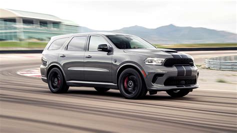 2021 Dodge Durango SRT Hellcat Revealed as 710 HP "Cat Out of Hell" SUV - autoevolution