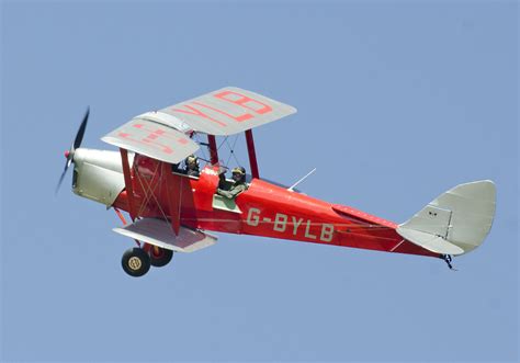 Tiger Moth G-BYLB in flight | DID YOU KNOW? ... in 1935 a ra… | Flickr