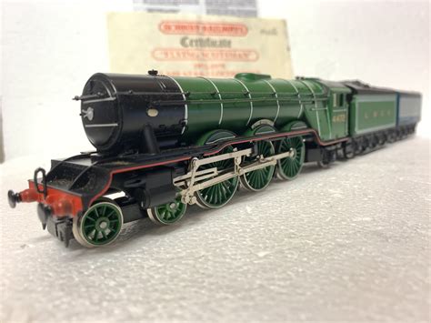 Hornby R.098 Flying Scotsman Locomotive with Two Tenders - The Locoshed ...