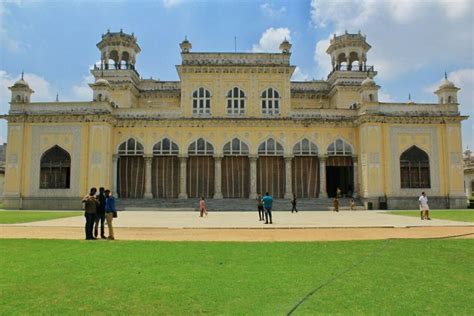 Chowmahalla Palace – A date with palatial Hyderabad