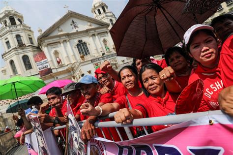 Pro-Duterte supporters hold own protest | ABS-CBN News