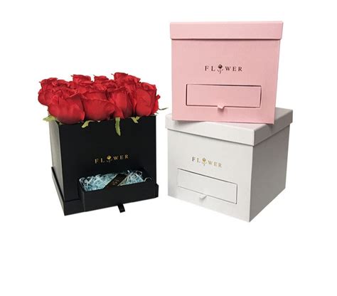 SQUARE BLACK FLOWER BOX WITH GIFT COMPARTMENT – Boxnwrap