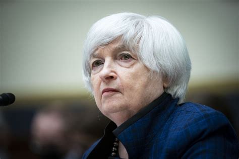 Janet Yellen Defends Biden Pandemic Stimulus Despite Inflation - Bloomberg