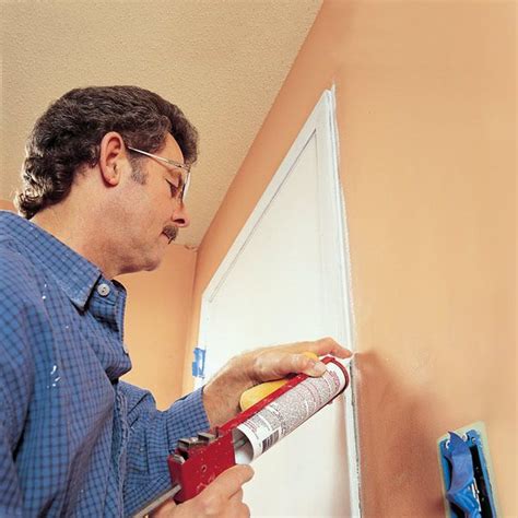 Pro Paint and Wallpapering Tips Painting Tips, Wall Painting, Spray Painting, Painting Projects ...