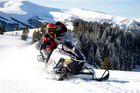 Performance Tour | White Mountain Snowmobile Tours