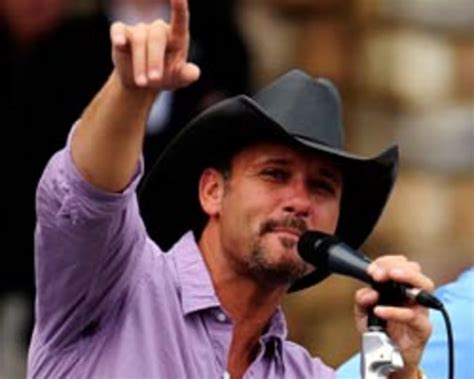 Tim McGraw, ‘Live Like You Were Dying’ – Video Flashback