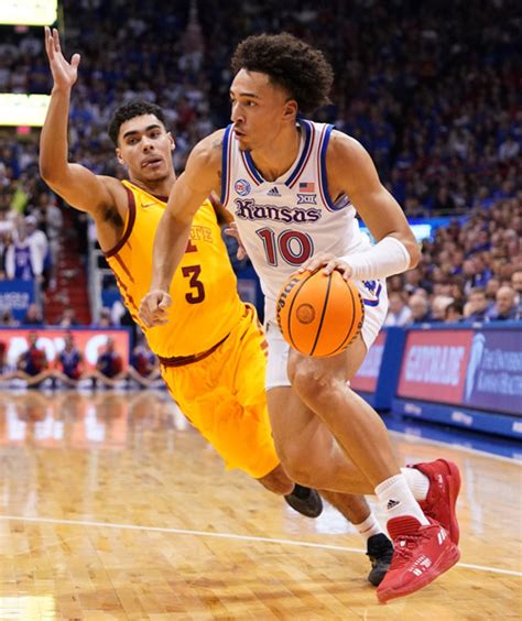 Jalen Wilson powers ’Hawks toward postseason - Kansas Alumni Magazine