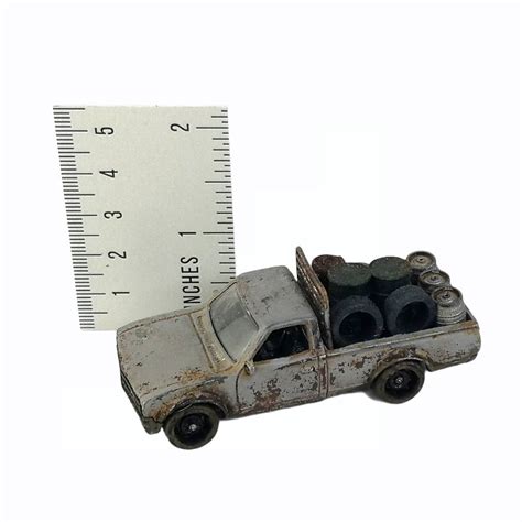 1/64 scale garage furniture set 9 - 1/64 diorama supplies