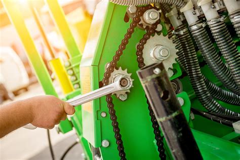 6 Must-Have Agricultural Machinery Maintenance Checklist