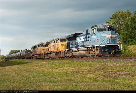 RailPictures.Net Photo: UP 1982 Union Pacific EMD SD70ACe at Berea, Ohio by Rich Kaminsky Berea ...